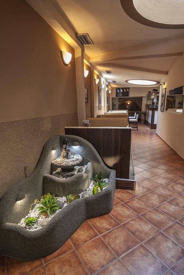 Fontana Pizzeria - Pension Ceske Budejovice Exterior foto
